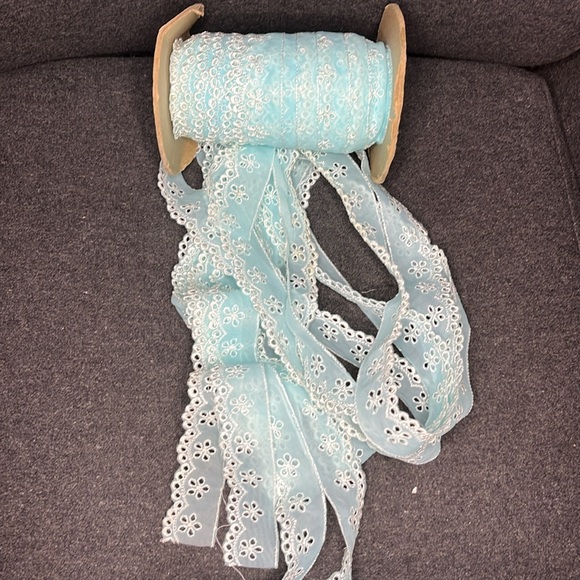 Vintage bulk lace - Picture 3 of 7